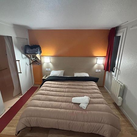Classic Hotel - Fontenay-Trésigny Eksteriør billede