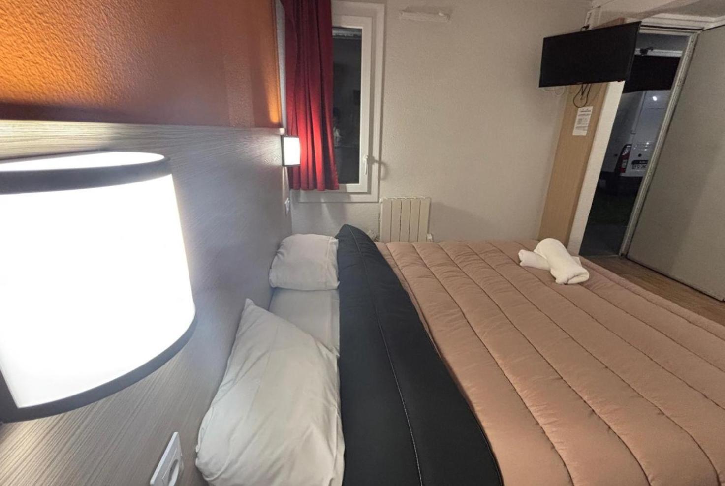 Classic Hotel - Fontenay-Trésigny Eksteriør billede