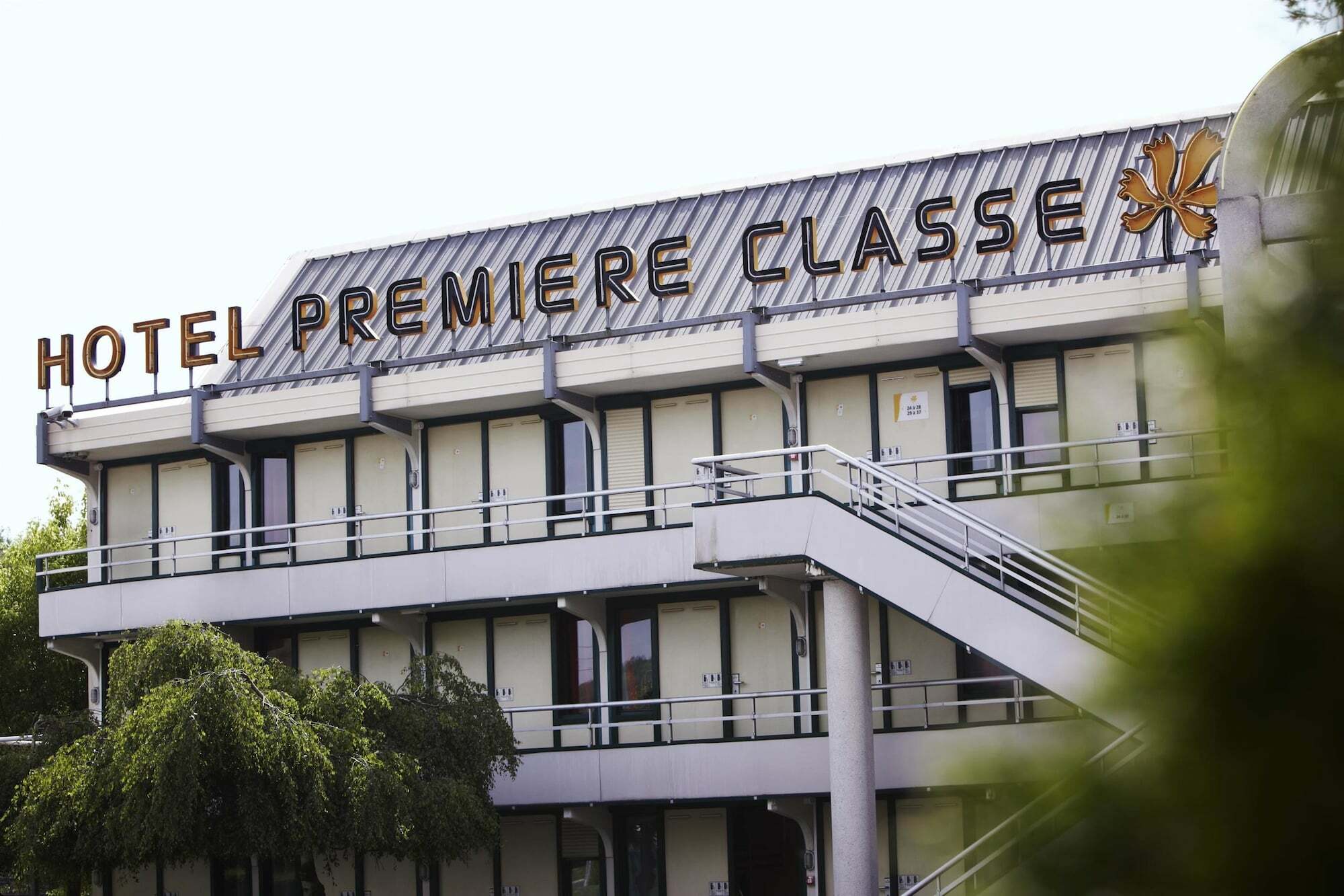 Classic Hotel - Fontenay-Trésigny Eksteriør billede